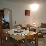 Alexandros House With Private Parcking 컨트리하우스 Vátos