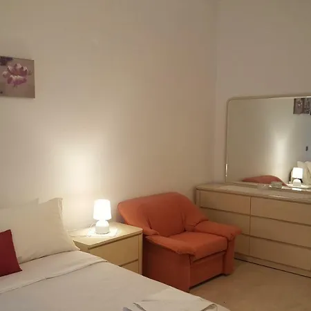 Landsted Alexandros House With Private Parcking Vátos