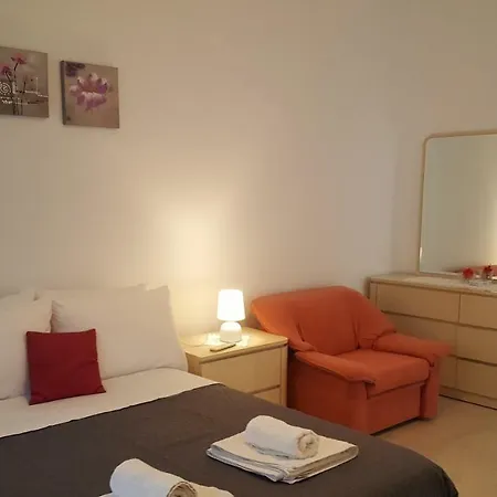 Landsted Alexandros House With Private Parcking