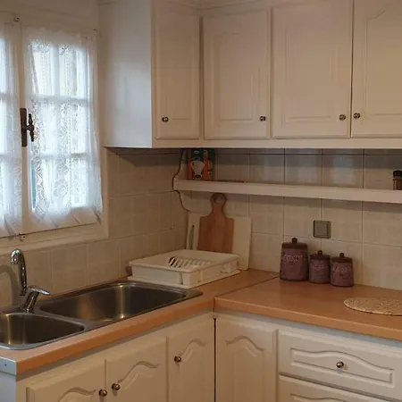 Alexandros House With Private Parcking Vátos