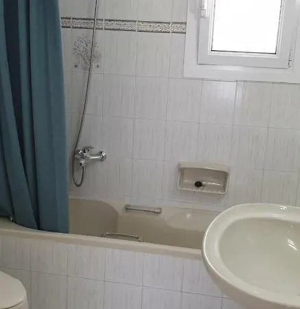 Landsted Alexandros House With Private Parcking *