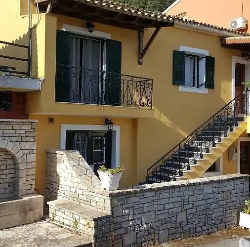 Alexandros House With Private Parcking Vátos