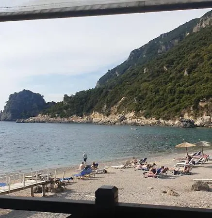 Alexandros House With Private Parcking