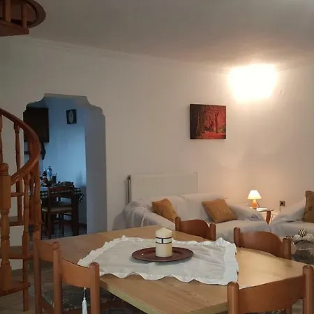 Alexandros House With Private Parcking Vátos